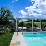 Casal Tartan - Private With & Pool Willa