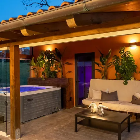 Casal Tartan - Private With & Pool Villa *