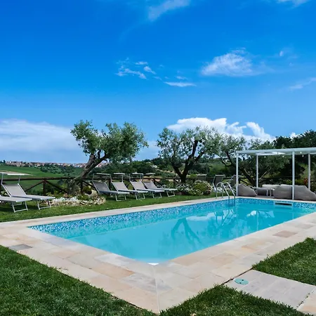 Villa Casal Tartan - Private With & Pool